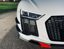 Load image into Gallery viewer, AUDI R8 V10 GEN 2 CARBON FIBRE SIDE GRILLES
