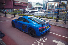 Load image into Gallery viewer, AUDI R8 V10 GEN 2 CARBON FIBRE SIDE SKIRTS - CT CARBON
