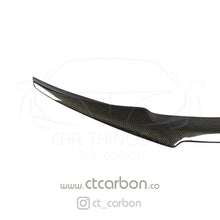 Load image into Gallery viewer, BMW M4 F82 CARBON FIBRE SPOILER - V STYLE
