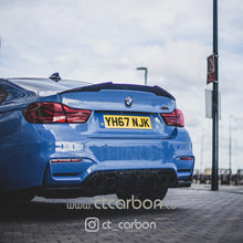 Load image into Gallery viewer, BMW M4 F82 CARBON FIBRE SPOILER - V STYLE
