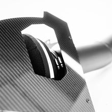 Load image into Gallery viewer, RamAir Performance Induction Kit - BMW M2 M3 M4 3.0T S58 Engine (WITH CARBON LID)
