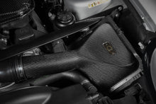 Load image into Gallery viewer, Eventuri Carbon Fibre Intake System - BMW Z8
