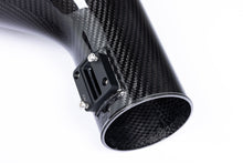 Load image into Gallery viewer, Eventuri Lamborghini Huracan V10 Carbon Fibre (Carbon Fiber) Cold Air Intake – Performance Induction Kit Upgrade | +18 hp +25 Nm | Pre-Preg Carbon, Triple-Layer Heat Shielding
