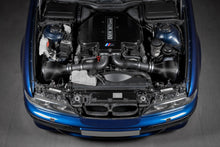 Load image into Gallery viewer, Eventuri Carbon Fibre Plenum Lid - BMW E39 M5 | Z8 (S62)
