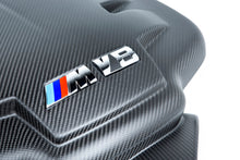 Load image into Gallery viewer, Eventuri Matte Carbon Fibre Intake Plenum for BMW M3 E90 E92 E93 (S65 V8) - CSL-Style Induction Sound Upgrade | Direct Replacement | OEM Fit | Works with OEM Airbox | E9X M3 Carbon Intake Plenum
