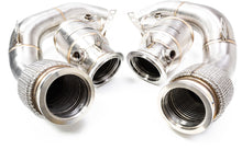 Load image into Gallery viewer, Evolve Catless Turbo Downpipes - BMW F90 M5 | F92/F93 M8
