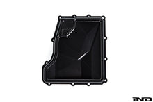 Load image into Gallery viewer, Fall-Line Motorsports Aluminium DCT Hydraulics Cover for BMW – Billet 6061-T6 CNC, Hard-Anodised, Cooling Fins, Viton O-Ring – Fits M2 M3 M4 M5 M6, 135i 335i, Z4 E89
