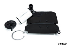 Load image into Gallery viewer, Fall-Line Motorsports Aluminium DCT Transmission Oil Pan/Sump Upgrade – CNC Baffled, Black Anodised, Cooler Ports – BMW M2/M3/M4 (F8X), M5 (F10), M6 (F06/F12/F13), 135i (E82/E88), 335i/335is (E9X), Z4 (E89)
