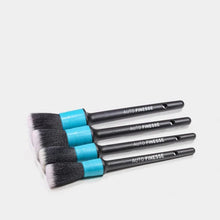 Load image into Gallery viewer, Auto Finesse Feather Tip Brushes
