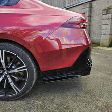 Load image into Gallery viewer, MP Style Gloss Black Rear Diffuser for BMW G60 5 Series 24-Present
