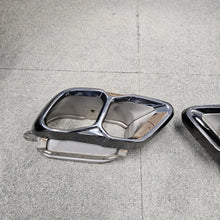 Load image into Gallery viewer, Gloss Black Exhaust Tips for BMW G05 LCI X5 23-Present
