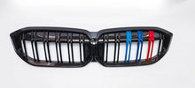 Load image into Gallery viewer, Gloss Black Front Grille for BMW G20 G28 3 Series LCI 22-Present
