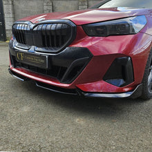 Load image into Gallery viewer, MP Style Gloss Black Front Splitter 4 Pieces for BMW G60 5 Series 24-Present
