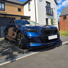 Load image into Gallery viewer, MP Style Gloss Black Front Splitter 4 Pieces for BMW G60 5 Series 24-Present
