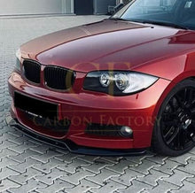 Load image into Gallery viewer, V Style Gloss Black Front Splitter for BMW 1 Series E82 E88 2007-2013
