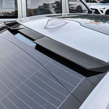 Load image into Gallery viewer, Gloss Black Roof Spoiler for BMW G30 5 Series F90 M5 17-24
