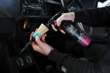 Load image into Gallery viewer, Auto Finesse Interior Detailing brush

