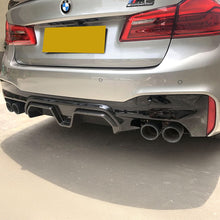 Load image into Gallery viewer, CS Style Pre-Preg Carbon Fibre Rear Diffuser for BMW G30 5 Series 17-23
