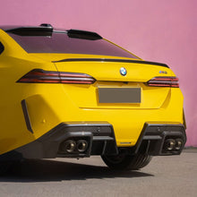 Load image into Gallery viewer, SQ-A Style Pre-Preg Carbon Fibre Rear Diffuser for BMW G90 G99 M5 2025-Present
