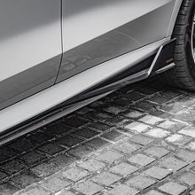 Load image into Gallery viewer, SQ Style Pre-Preg Carbon Fibre Side Skirts for BMW G05 X5 F95 LCI 23-25
