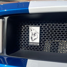Load image into Gallery viewer, Mustang Coyote Grille Gel Badge
