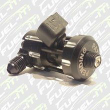 Load image into Gallery viewer, Charge Pipe Injection (CPI) Auxiliary Fuel Injector Kit, Universal 1/8 inch NPT Meth Port, 550 cc Add-On Injector for Turbo/Supercharged Intake

