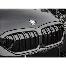 Load image into Gallery viewer, Double Slat Pre-Preg Carbon Fibre Front Grille for BMW i3 23-25
