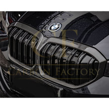 Load image into Gallery viewer, Double Slat Pre-Preg Carbon Fibre Front Grille for BMW i3 23-25
