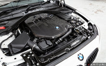 Load image into Gallery viewer, Eventuri BMW B58 Carbon Engine Cover (M140i, M240i, 340i &amp; 440i)
