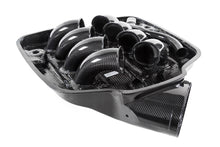 Load image into Gallery viewer, Eventuri Carbon Fibre Intake Plenum for BMW M3 E90 E92 E93 (S65 V8, E9X) - Gloss Carbon
