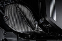 Load image into Gallery viewer, Eventuri Carbon Fibre Cold Air Intake System for BMW B58 – G20 340i/M340i &amp; G42 M240i (Sealed Airbox)
