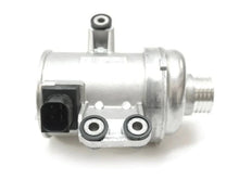 Load image into Gallery viewer, Genuine BMW N55 F10 F20 F30 F32 Electric Coolant Pump (Inc. M135i, 335i, 535i &amp; X6 35ix)
