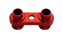 Load image into Gallery viewer, Mosselman N54 N55 S55 AN8 Oil Line Adapter (Inc. M135i, 335i, M2 &amp; M4)
