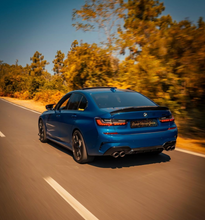 Load image into Gallery viewer, BMW G20 3 SERIES GLOSS BLACK SPOILER - DUCKTAIL PS STYLE
