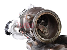 Load image into Gallery viewer, TheTurboEngineers TTE550 BMW N55 PWG Turbocharger Upgrade – Pneumatic Wastegate Hybrid Turbo (135i, 335i, M135i) | Direct Fit | Up to 550 PS
