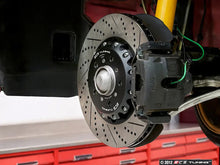 Load image into Gallery viewer, ECS Tuning 2-Piece Lightweight Front Brake Rotors/Discs, Cross-Drilled &amp; Slotted, Semi-Floating - Pair 325x28mm - Fits BMW E46 M3 (2001-2006) - Direct Bolt-On
